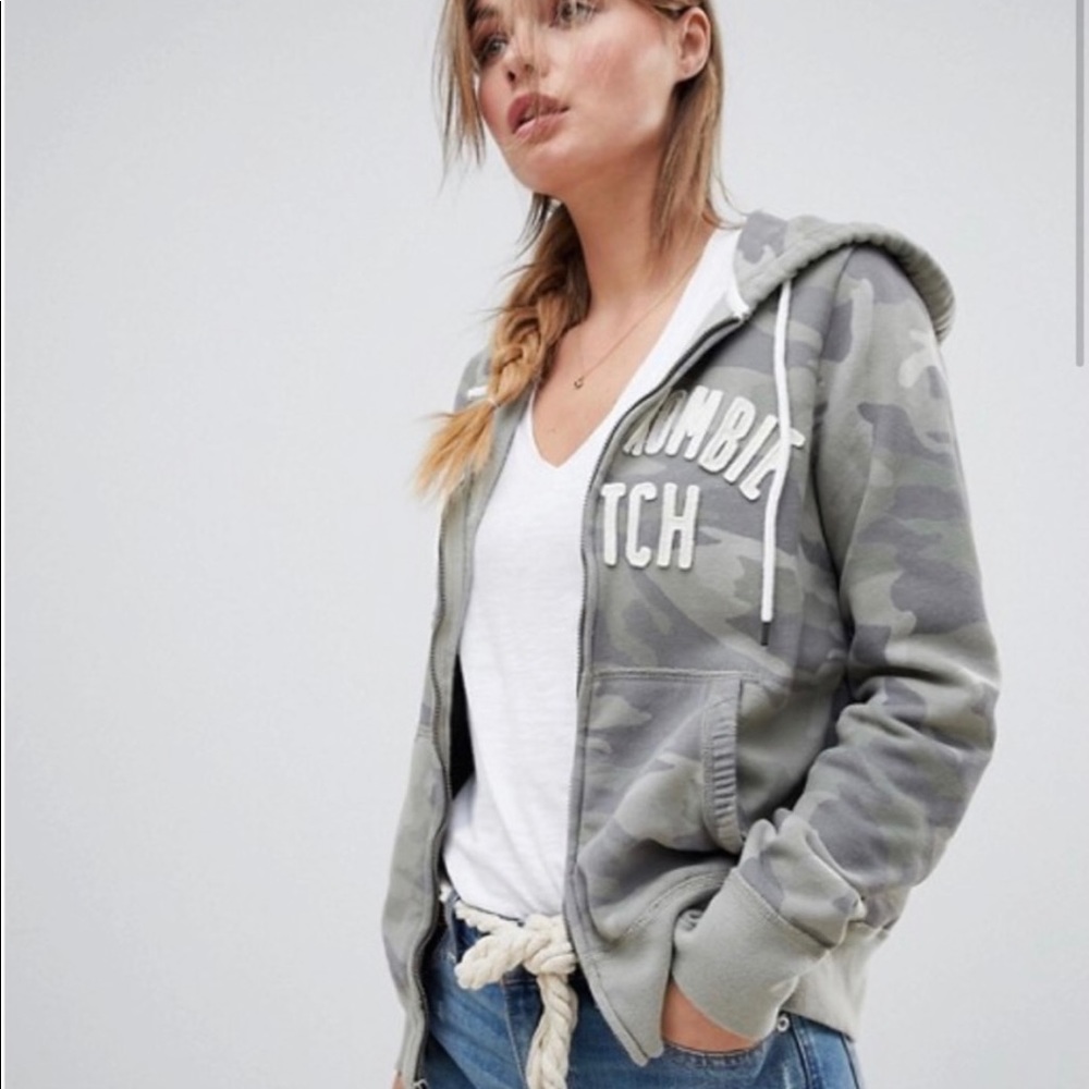 Abercrombie logo camo hoodie